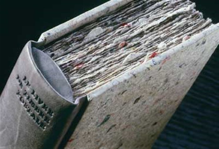 Program čtení a přednášek, knižní dobročinný obchod, dílny pro děti
víc o akci na www.belles-lettres.cz