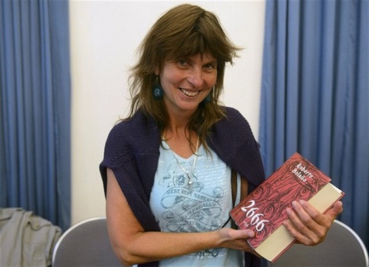 Večerem provází překladatelka Anežka Charvátová. Od Divokých detektivů až po Vzdálenou hvězdu.