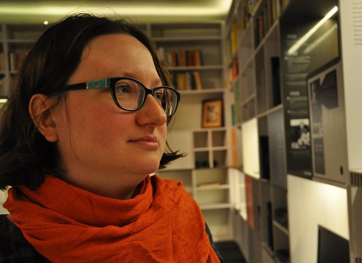 Za účasti autorky večer provází Miroslav Balaštík.