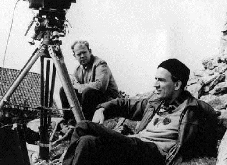 Ingmar Bergman – filmový velikán, jehož jméno se stalo prakticky synonymem pro švédskou kinematografii. Sté výročí jeho narození si nyní v rámci českých oslav Bergman100 připomíná i Skandinávský dům, a to prostřednictvím filmových a divadelních akcí nazvaných Neznámý Ingmar Bergman. Komplet program na www.skandinavskydum.cz/2018/neznamy-ingmar-bergman