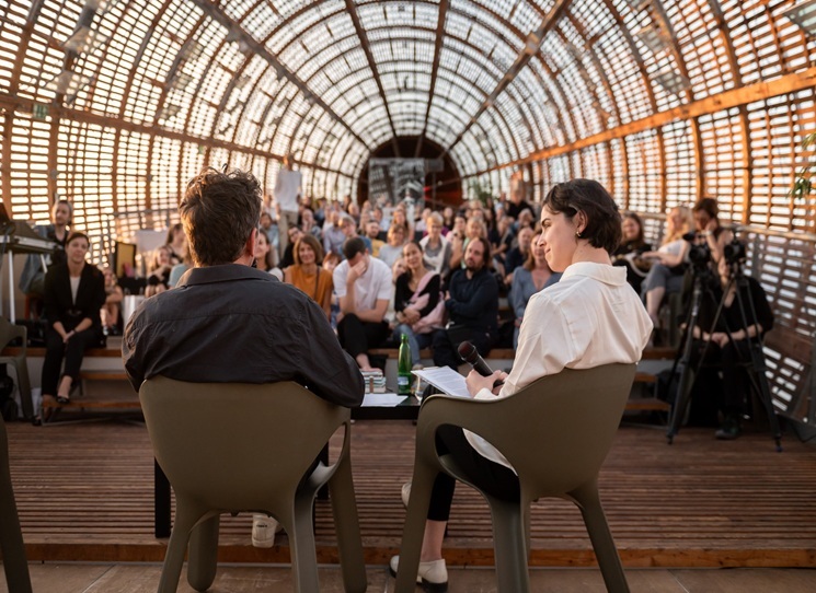 Na festivalu FALL v pražském DOXu vystoupí mimo jiné Paul Lynch nebo Daniel Kehlmann