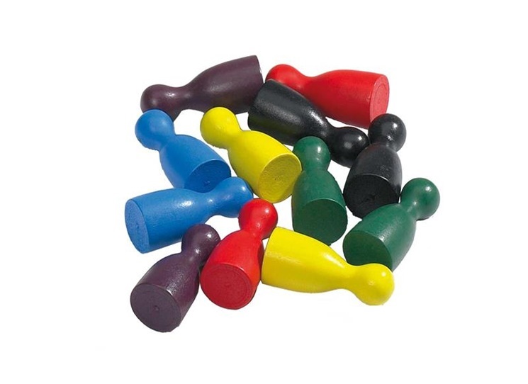 Pod názvem Dinosauři v ulicích vyšla antologie současné americké poezie, za připomínku stojí trilogie MaddAddam od Margaret Atwoodové a Rita Bullwinkelová a její Úder na hlavu. Radikální román Love Me Tender od Constance Debré, Neige Sinno s autobiografií Smutný tygr nebo Eric Chacour a emotivní prvotina Co o tobě vím. A další a další. Jaké zahraniční knihy zaujaly Hanu Ulmanovou, Jovanku Šotolovou a Michala Švece? Ptá se Saša Michailidis.