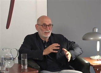 Velký knižní čtvrtek - jaro 2026 odhalil tituly - je mezi nimi i Boris Akunin