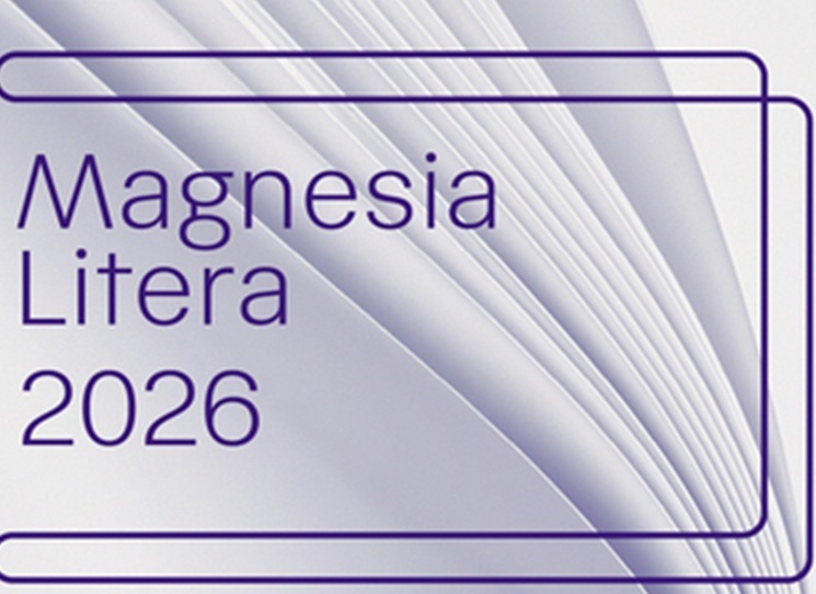 Literární ceny jako hra? Jasně, proč ne! Znáte to: i skladník ve šroubárně si může zatipovat vítěze poezie nebo nakladatelského počinu. Ceny Litera právě zveřejnily širší nominace. V 11 kategoriích vždy po 9 knihách. A vy si můžete třeba i tipnout, která nakonec vyhraje. A taky hlasovat v Ceně čtenářů o ceny do 13.dubna 2026. A 14. dubna se v přímém přenosu České televize dozvíte oficiální výsledky.