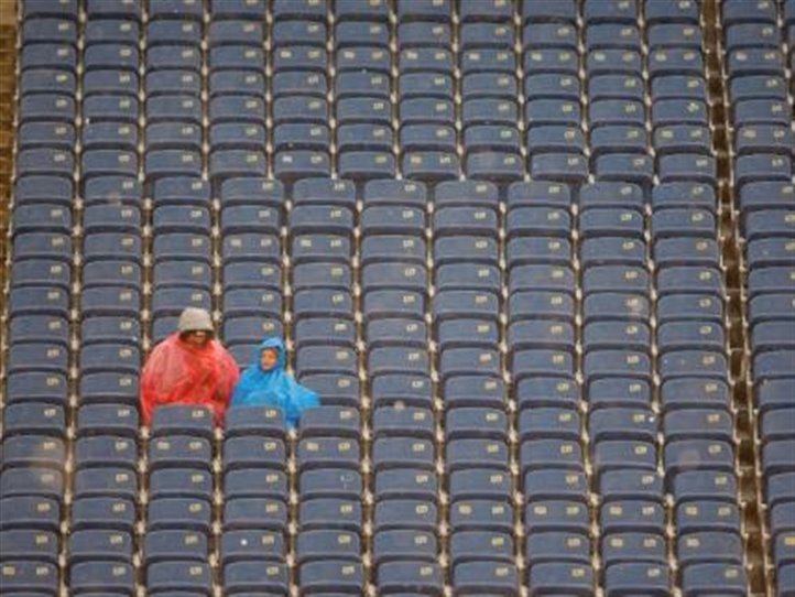 Hynek a Ester. Dva lidé, kteří se potkali při neobvyklém online projektu s názvem Setkávání. Příběh v dopisech moderní doby.
Hosté: Michelle Losekoot a Miloš Říha.